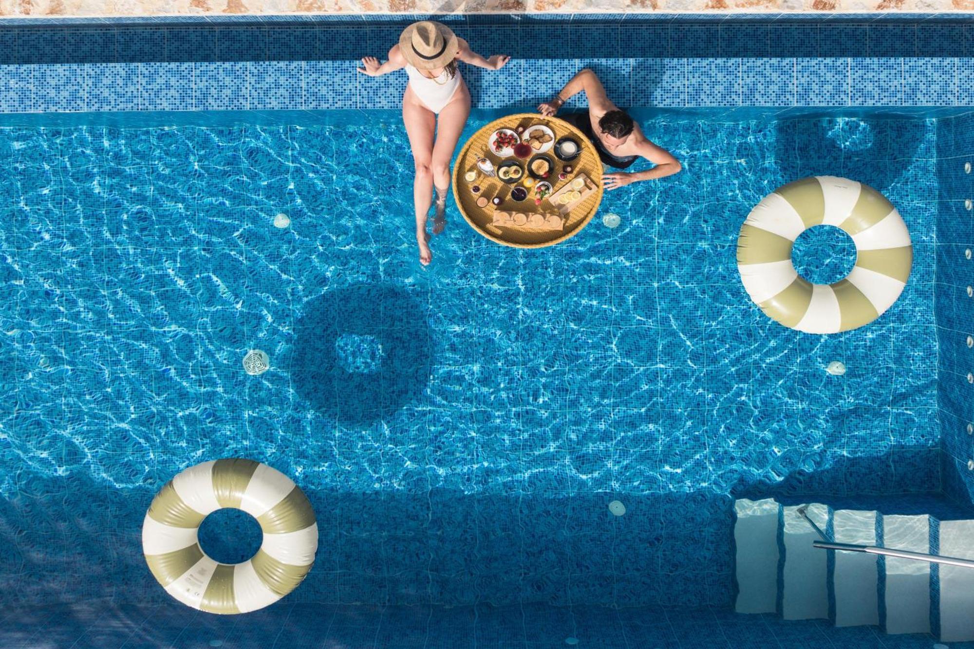 Oinolithos Luxury Villas Kalamaki Exterior foto